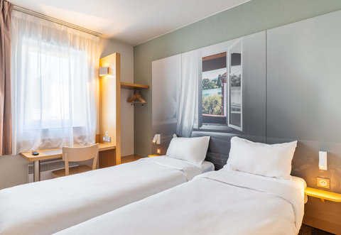 Hotel Lyon Saint Bonnet Twin Room