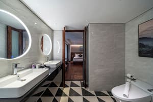 thumbnail: Bathroom