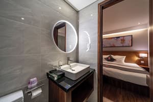 thumbnail: Bathroom