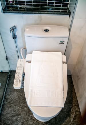 thumbnail: Bathroom amenities