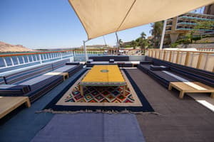 thumbnail: Terrace/patio