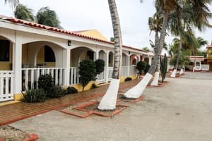 thumbnail: Exterior