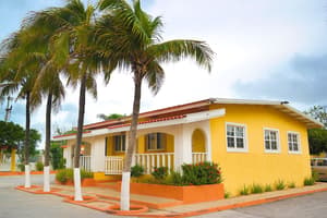 thumbnail: Exterior