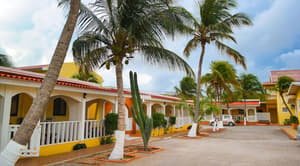 thumbnail: Exterior