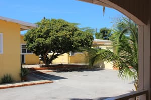 thumbnail: Property grounds