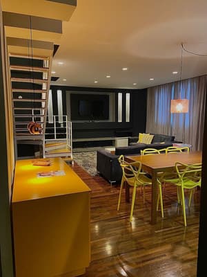 thumbnail: In-room dining