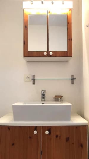 thumbnail: Bathroom