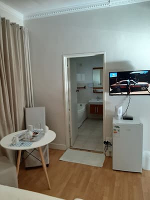 thumbnail: In-room dining
