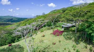 thumbnail: Front of property