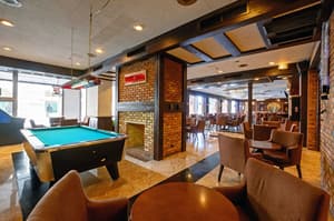 thumbnail: Bar (on property)