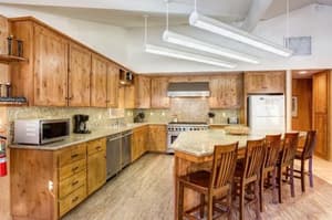 thumbnail: Interior
