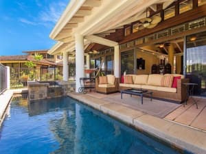 thumbnail: Outdoor pool