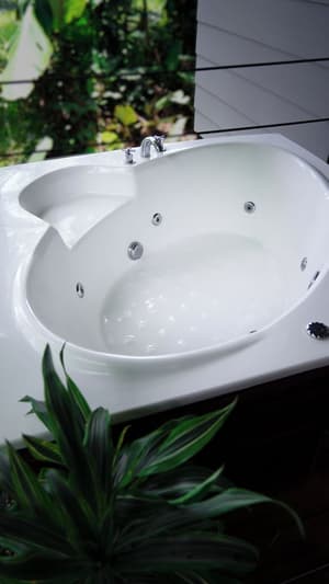 thumbnail: Private spa tub