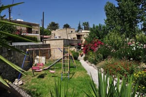 thumbnail: Exterior