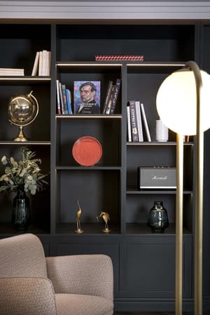 thumbnail: Interior detail