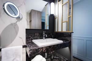 thumbnail: Bathroom