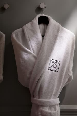 thumbnail: Bathroom amenities