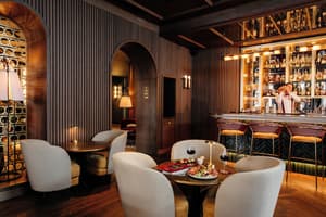 thumbnail: Restaurant
