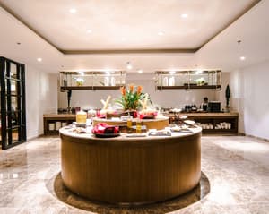 thumbnail: Breakfast buffet