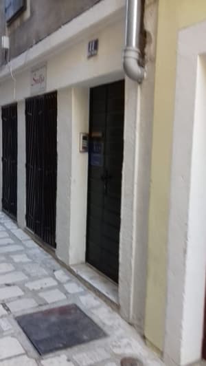 thumbnail: Property entrance