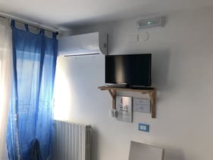 thumbnail: Room amenity