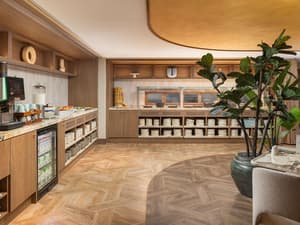 thumbnail: Breakfast area