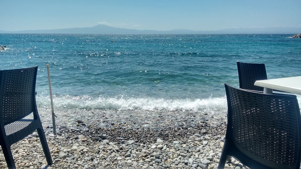 Beach bar