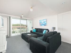 thumbnail: Living room