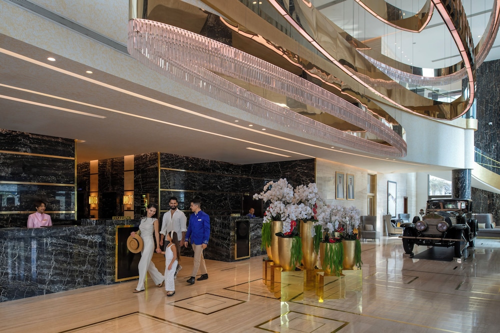 Concierge desk