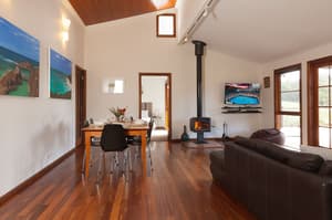 thumbnail: Living area