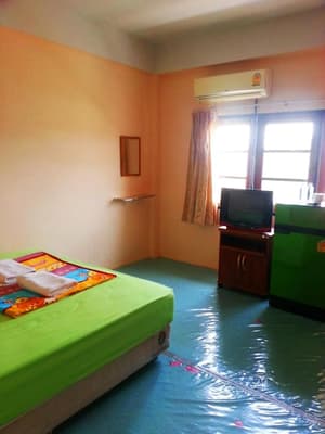 thumbnail: Room