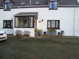 thumbnail: Exterior