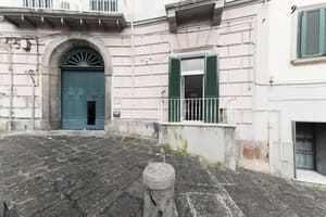 thumbnail: Exterior
