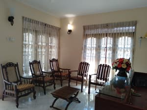 thumbnail: Lobby sitting area