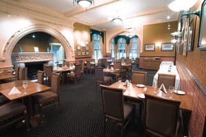thumbnail: Restaurant