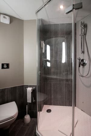 thumbnail: Bathroom