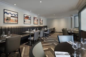 thumbnail: Restaurant