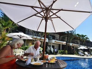 thumbnail: Restaurant