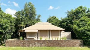 thumbnail: Front of property