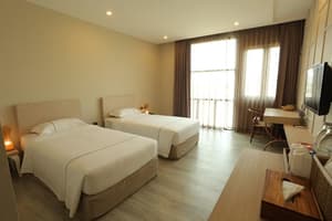 thumbnail: Room