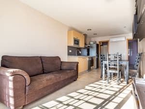 thumbnail: Interior detail
