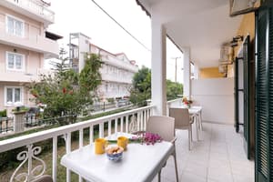 thumbnail: Balcony view