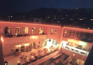 thumbnail: Front of property