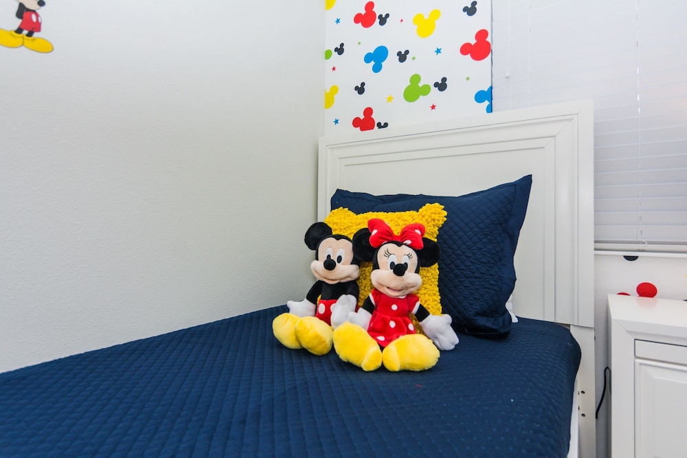 Children's theme room