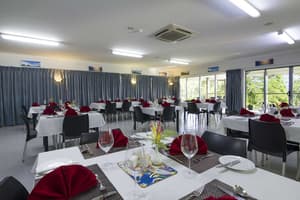 thumbnail: Restaurant