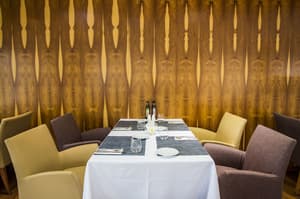 thumbnail: Restaurant