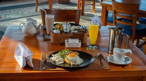 thumbnail: Restaurant