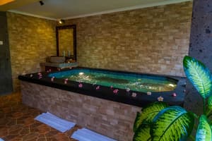 thumbnail: Spa treatment