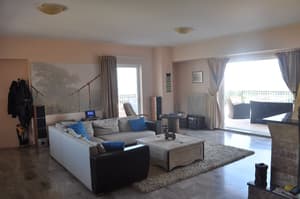thumbnail: Living area