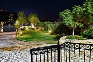 thumbnail: Garden view